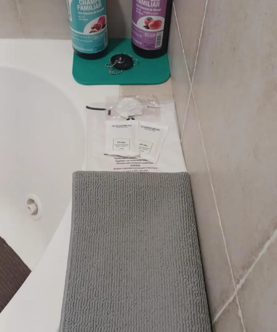 Apartamento Primera Linea De Playa Benalmadena Aloha Playa